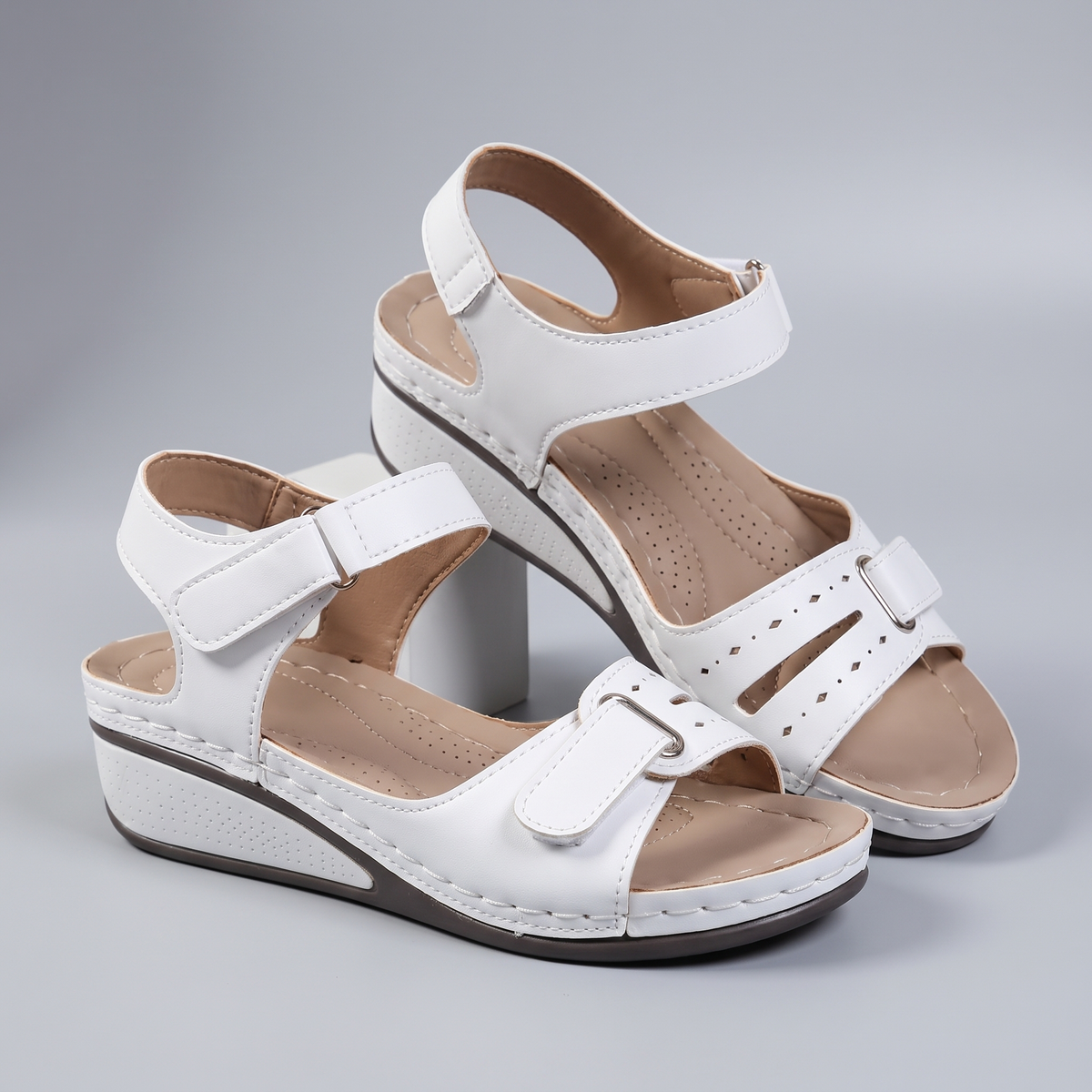 BLAKE COMFORT STEP SANDALS