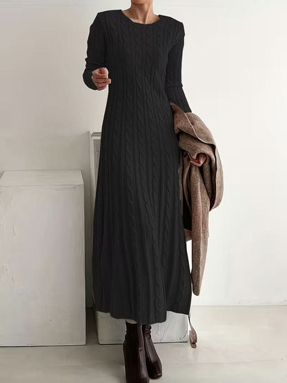 VALENNE ELEGANT MAXI DRESS