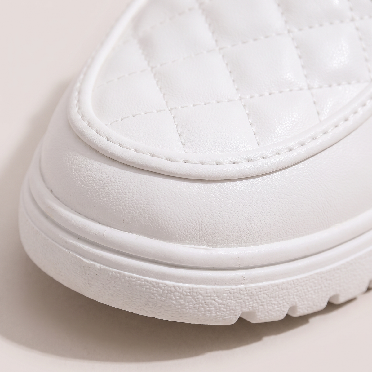 LOUISA SOFT-SOLE WALKING SHOES