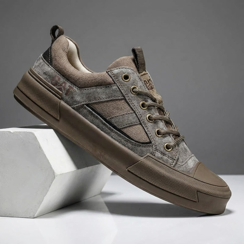 METROSTRIDE LEATHER TRAINERS
