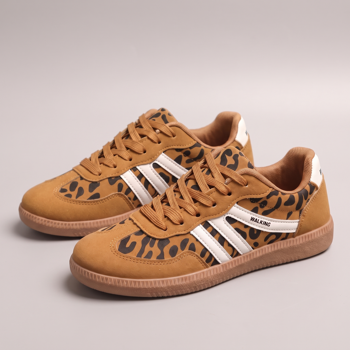 AMELIA ORTHOPEDIC COMFORT TRAINERS