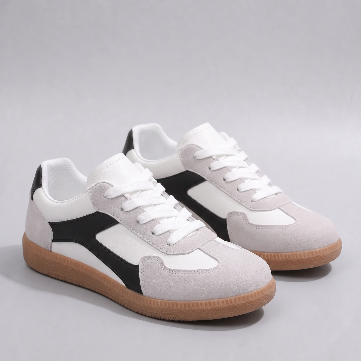 CELESSE SNEAKERS