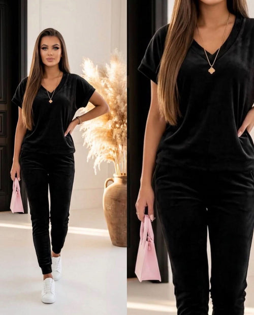 ELOWEN LOUNGE SET