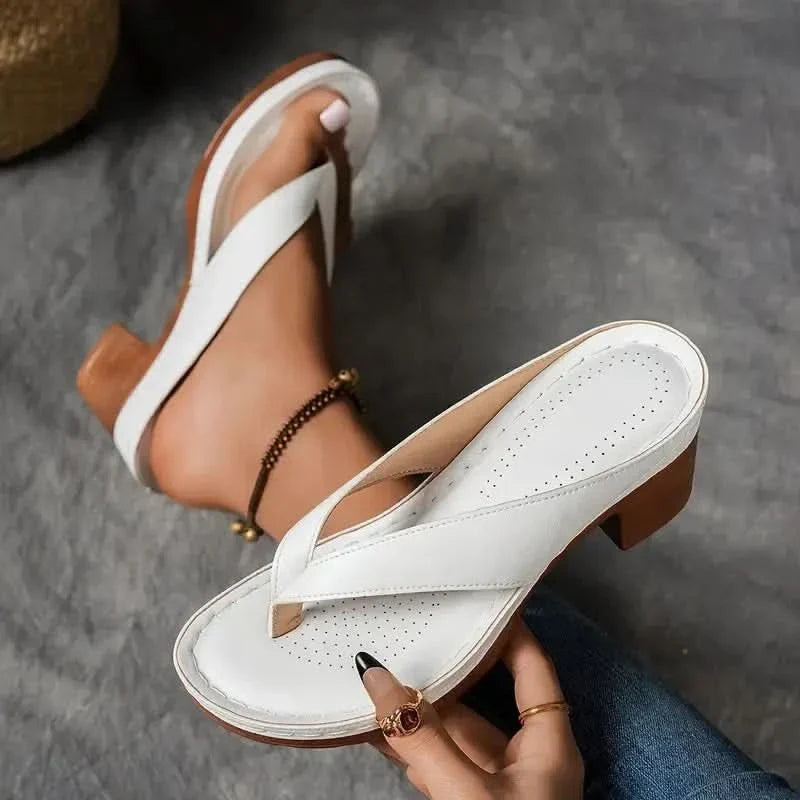 MAISIE SOFT FIT STRAPPY SANDALS