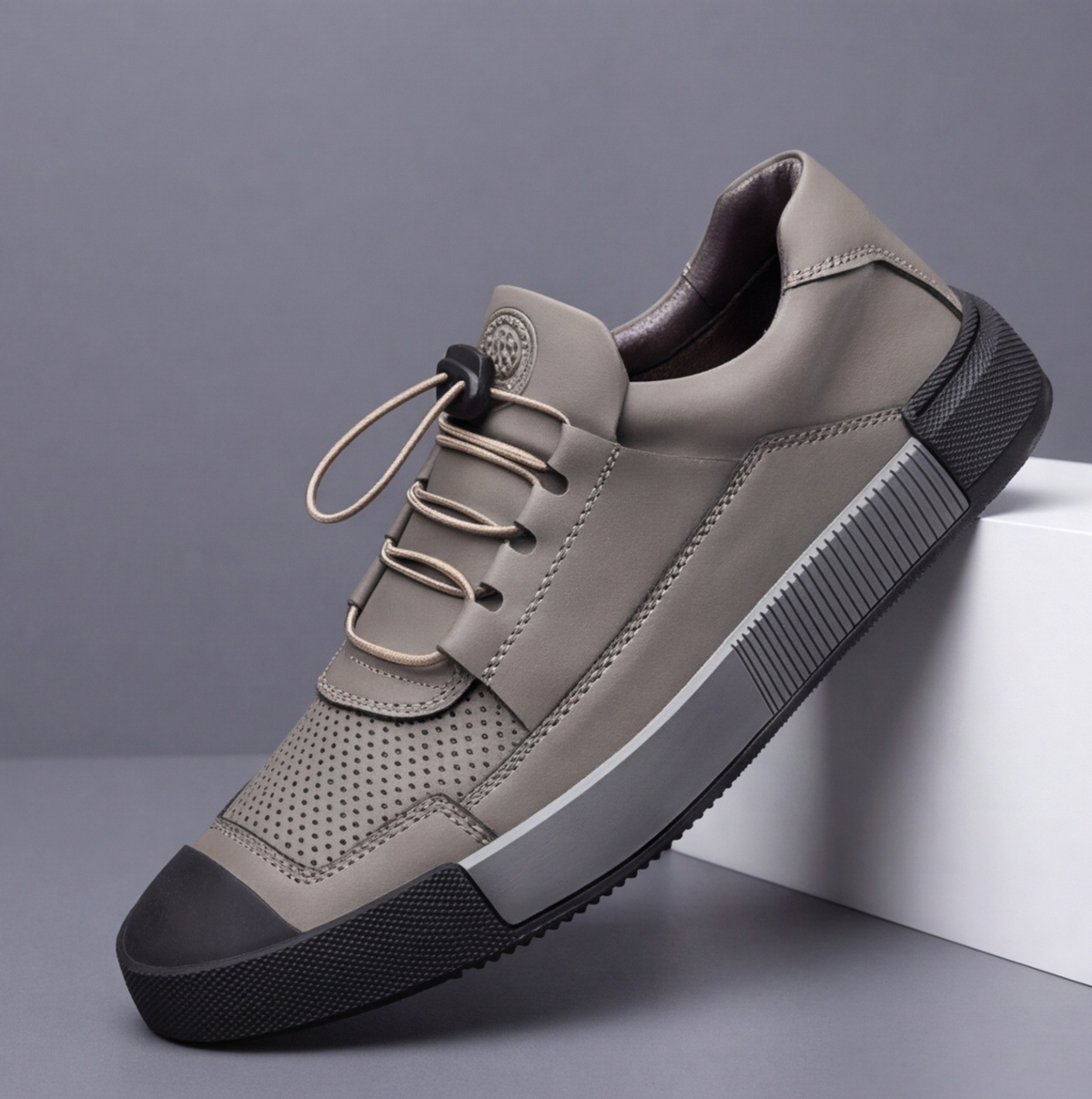 ROTHBURY LEATHER TRAINERS